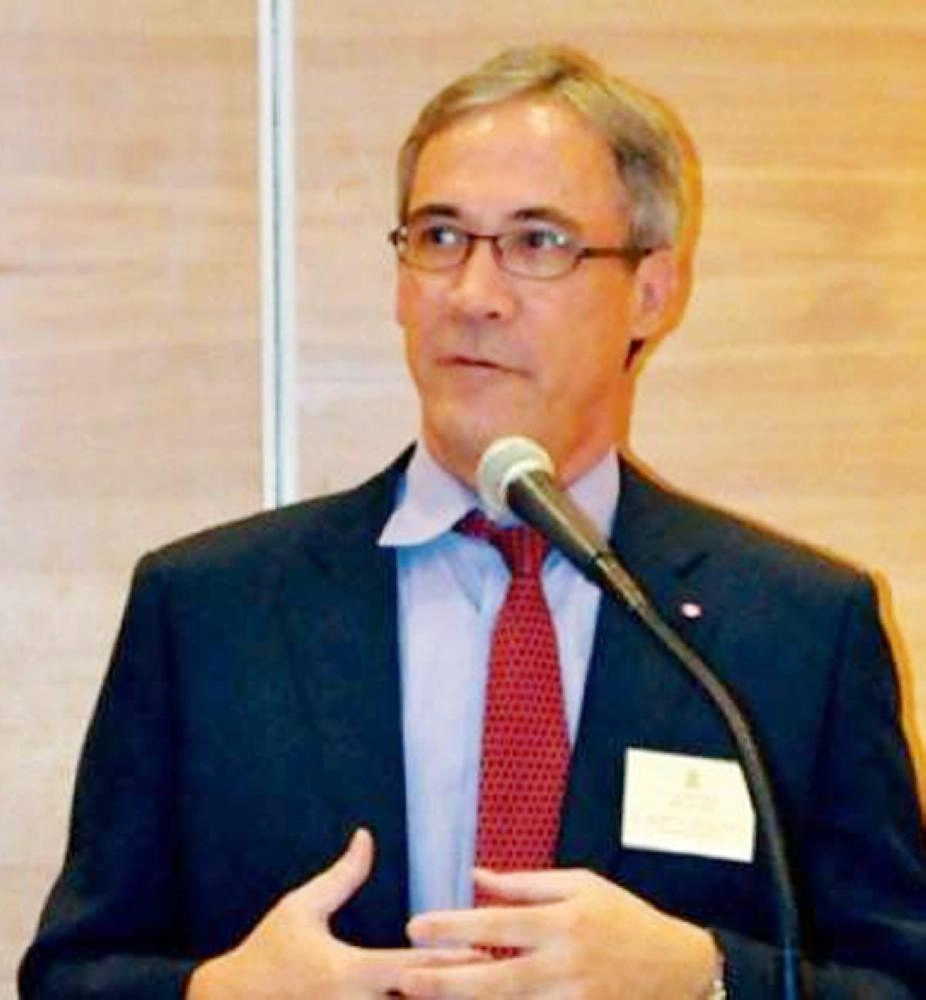 






ديفيد تشاترسون