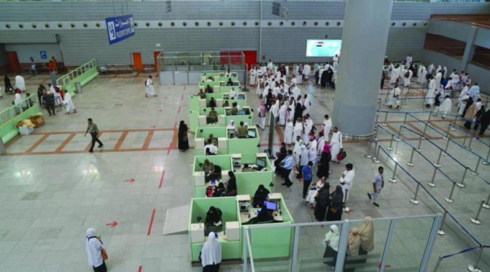 






حجاج في مطار الملك عبدالعزيز                                                    (واس)