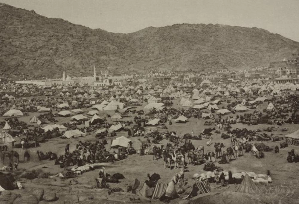 منظر للمسجد الحرام أثناء أداء صلاة الجمعة