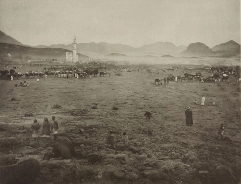 مزدلفة، مبيت الحجاج الواقع بين وادي منى وجبل عرفة