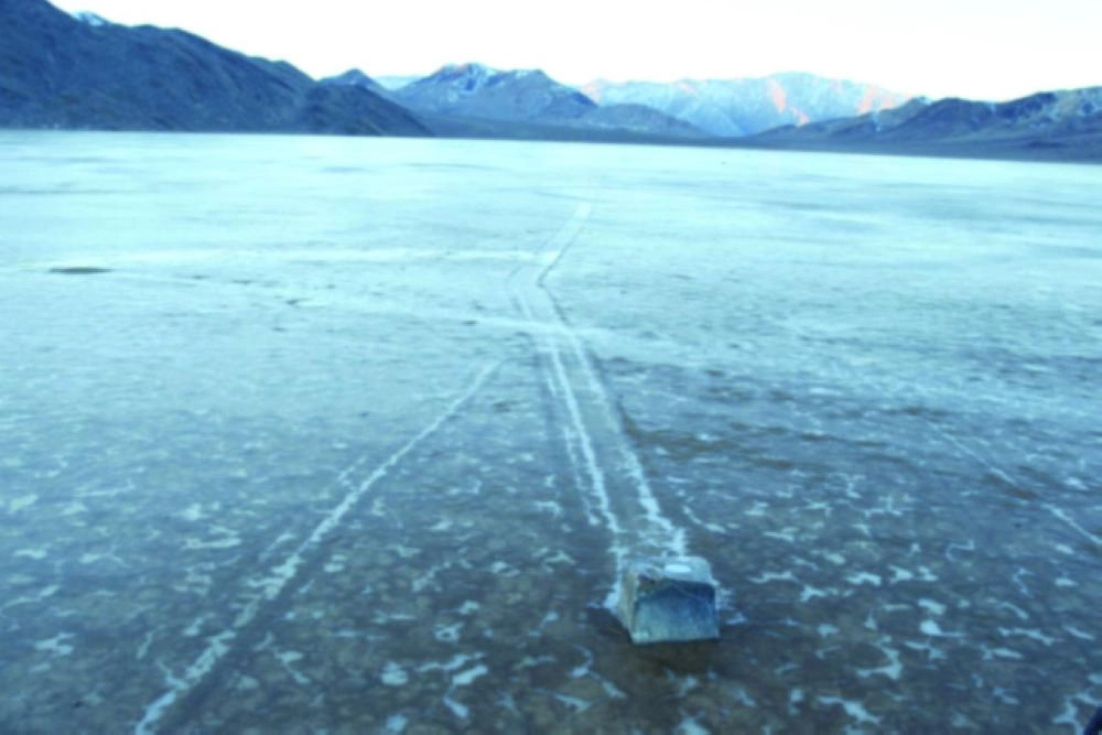 الأحجار المتحركة