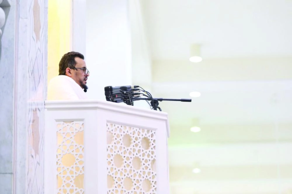 حسين آل الشيخ ملقيا خطبة عرفة (مكة)