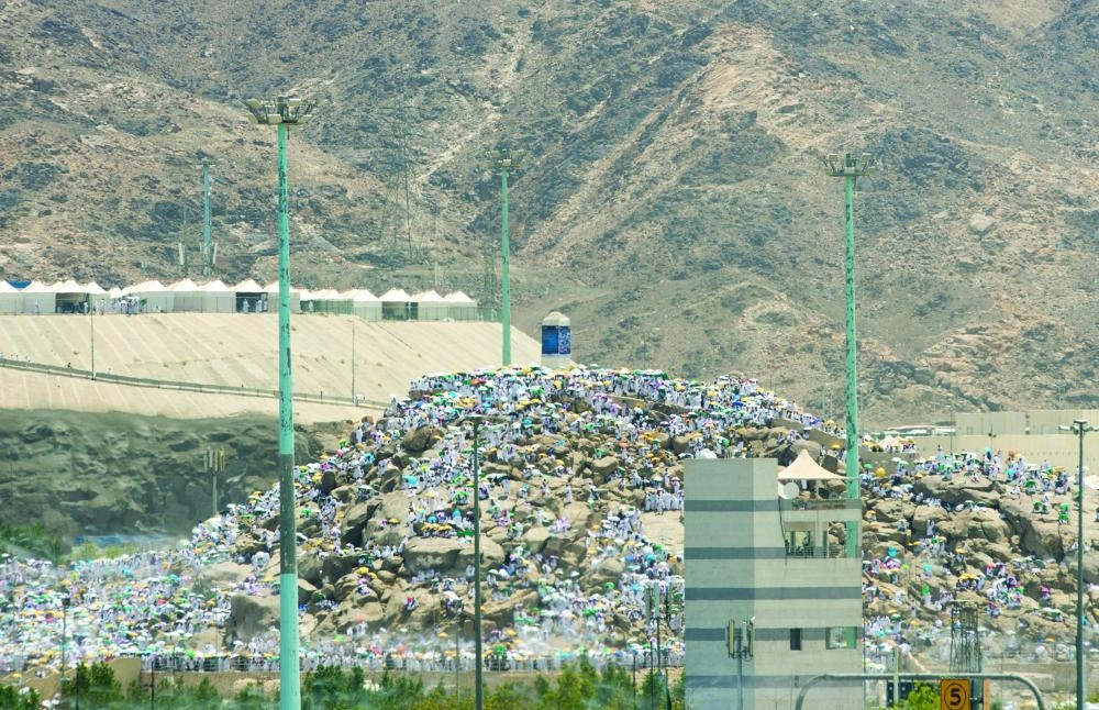 ضيوف الرحمن في صعيد عرفات (واس)