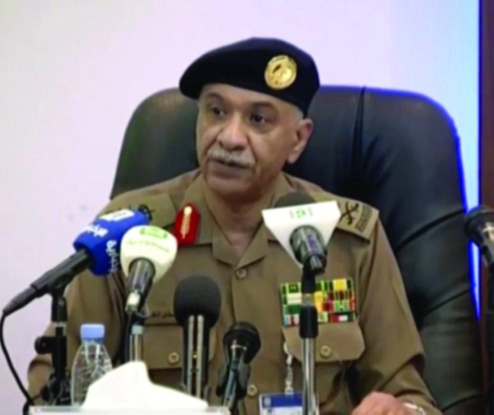 منصور التركي خلال المؤتمؤ الصحفي (مكة)