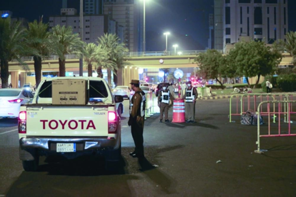  من نقاط التفتيش لموسم الحج (ياسر بخش)