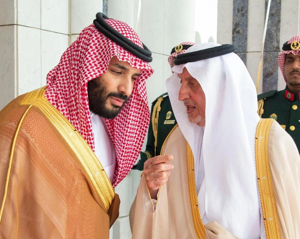 ولي العهد وأمير مكة في حديث خلال الحفل