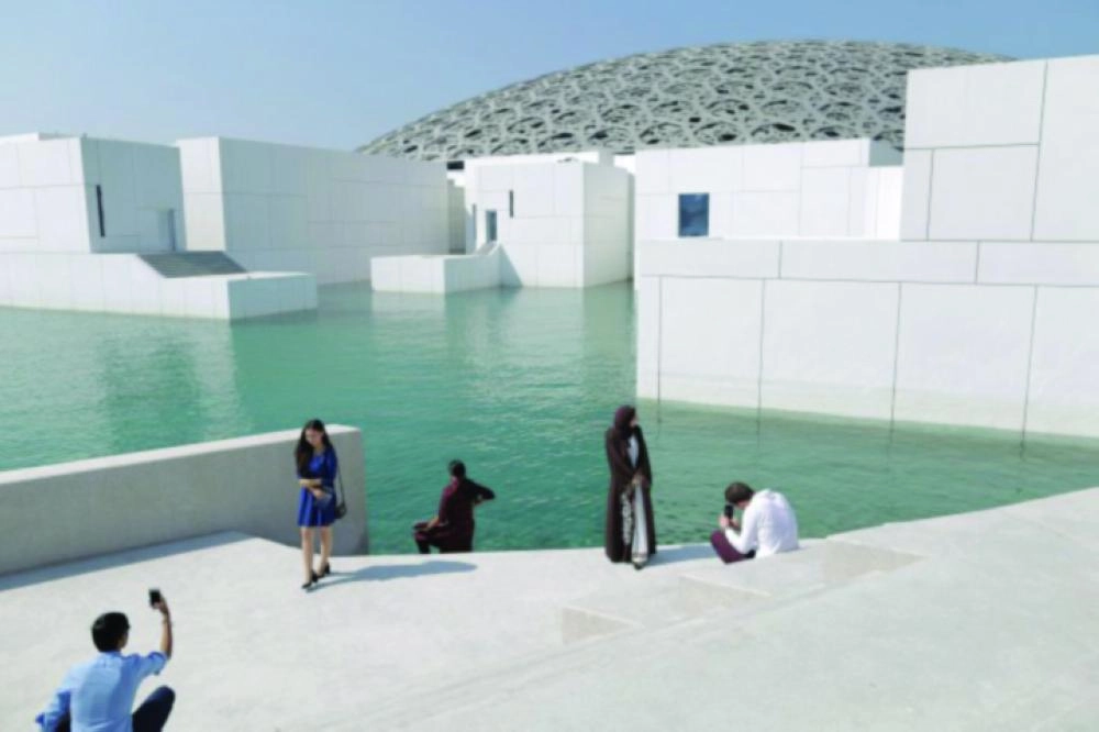 متحف "اللوفر أبوظبي"