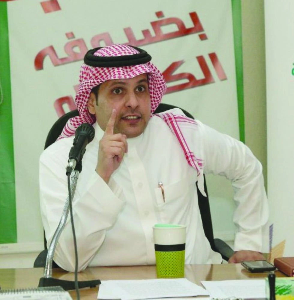 






الثميري متحدثا بنادي الرياض الأدبي      (مكة)