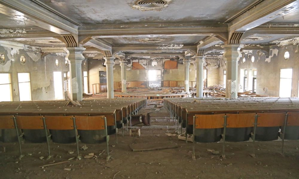 

مسرح  قصر السقاف