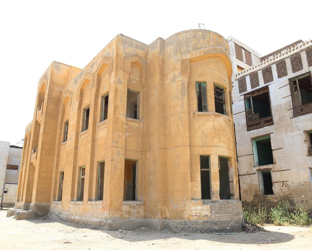 

أحد المباني الداخلية للسقاف