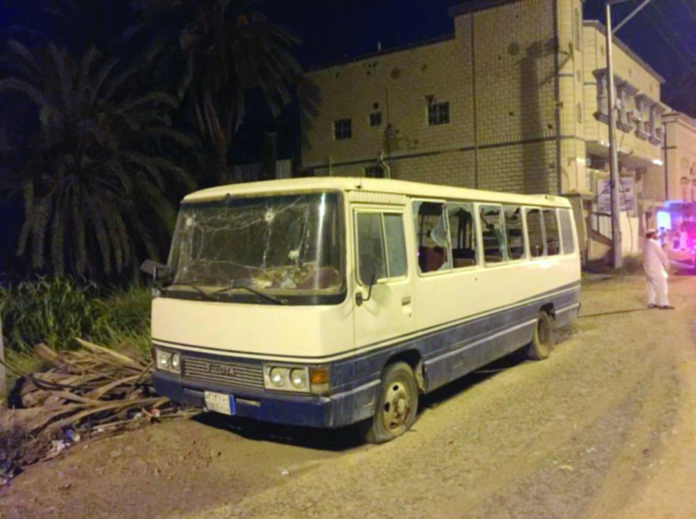 






آثار تناثر الشظايا على محال بنجران                                                                                                                    (واس)