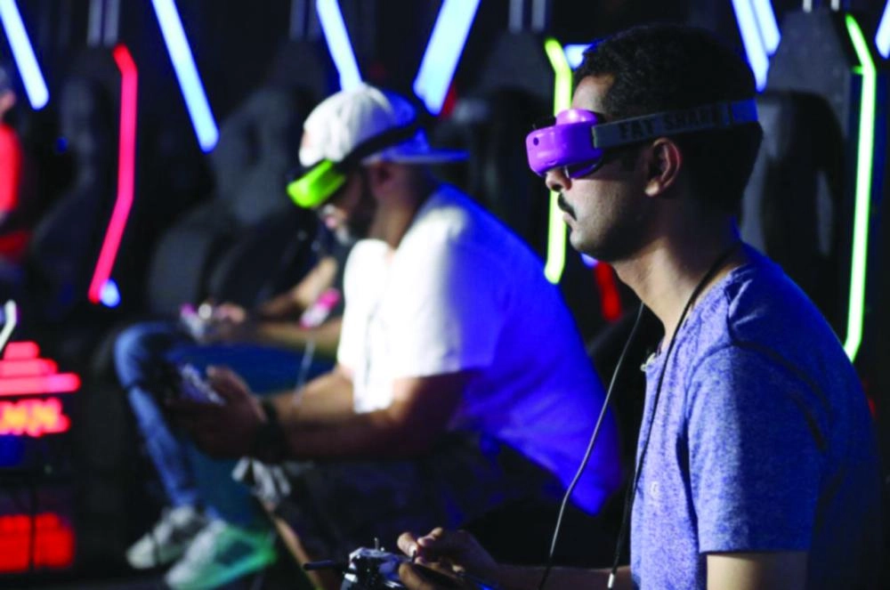 مشاركان في نهائي أبطال الدرونز العالمي بجدة (مكة) 