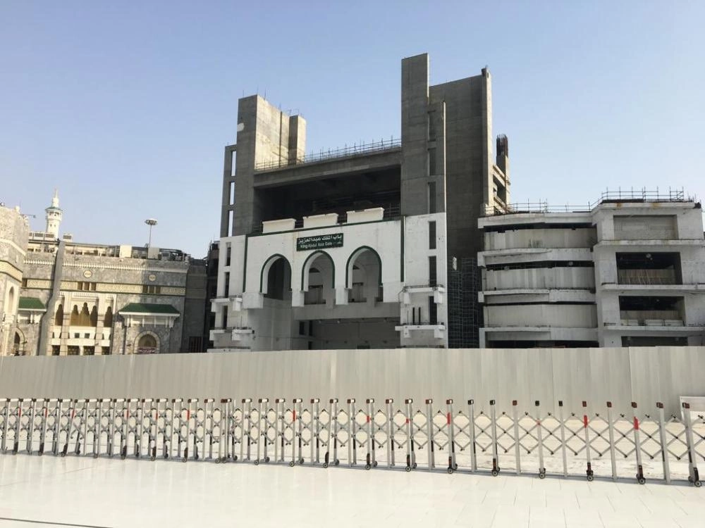 باب الملك عبدالعزيز كما بدا اليوم (تويتر)