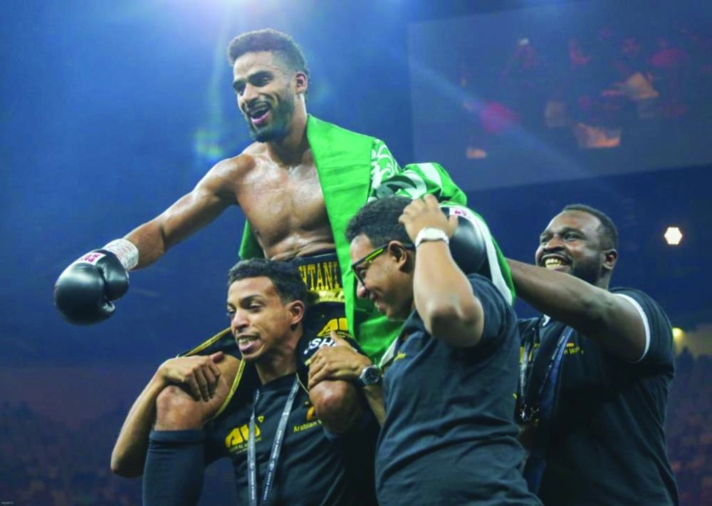 






زهير القحطاني محتفلا بفوزه