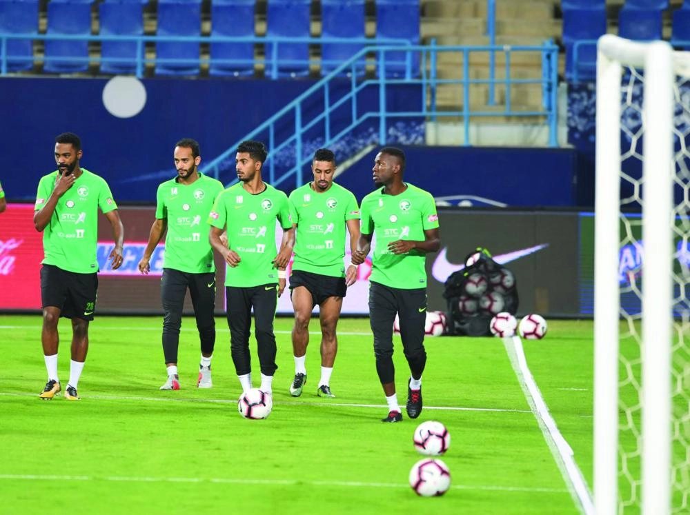 من تدريبات المنتخب السعودي استعدادا لنظيره البرازيلي (واس)