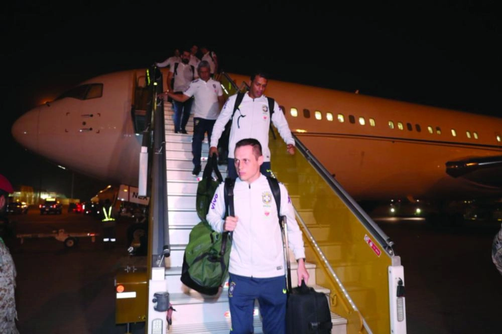 بعثة المنتخب البرازيلي خلال وصولها الرياض (الهيئة العامة للرياضة)