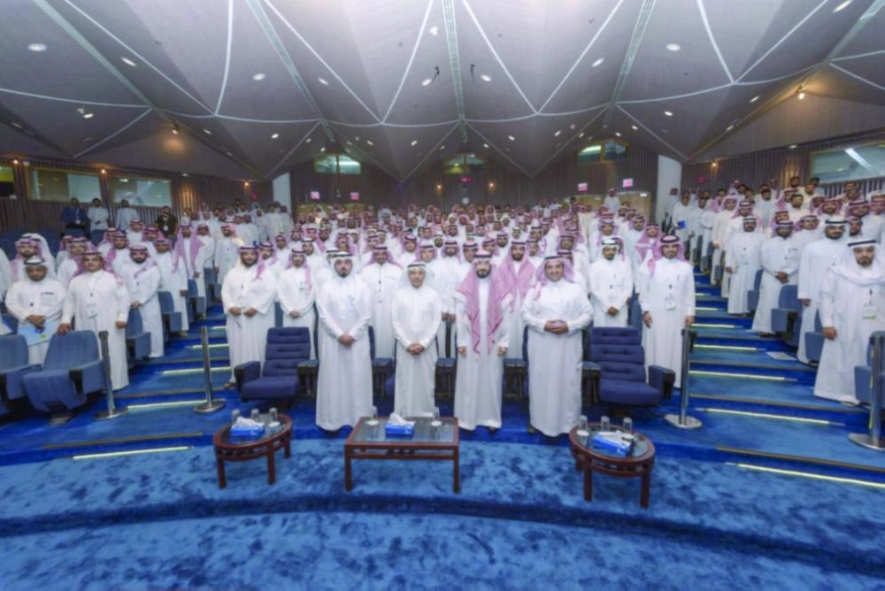 






حضور كثيف في المبادرة                            (غرفة الشرقية)