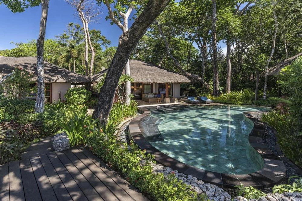 جزيرة بوراكاي (تويتر)