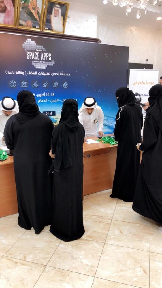 76160160475234C50-9CA5-45B8-BF0D-724B613A30CD