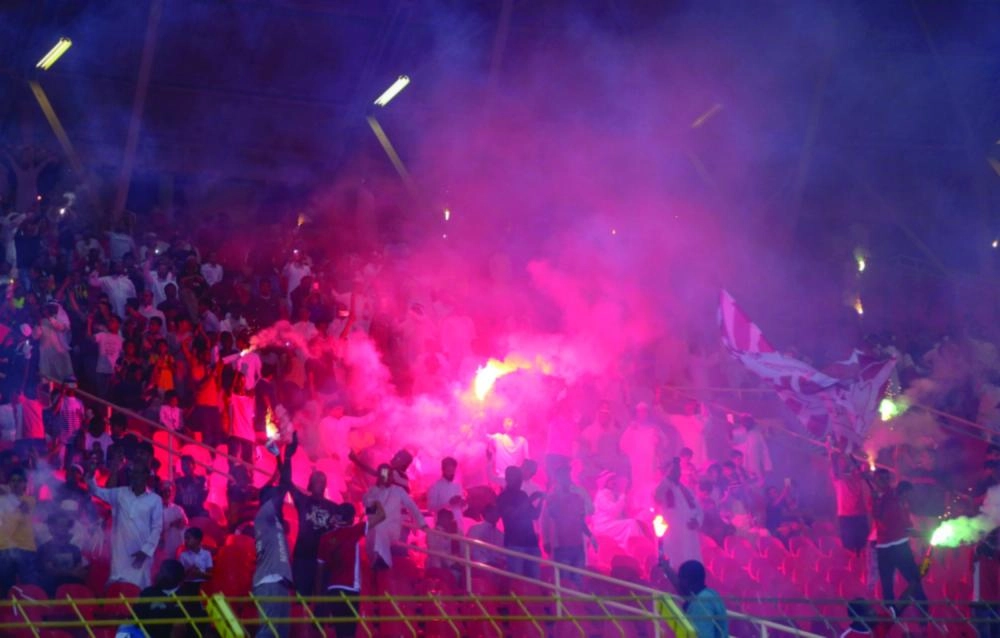 






جمهور الوحدة منتشيا بنقاط الفيحاء                                                                                          (ياسر بخش)