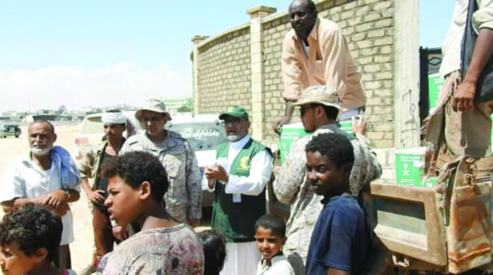 مركز الملك سلمان للإغاثة يوزع مساعداته الإنسانية على المنكوبين (واس)