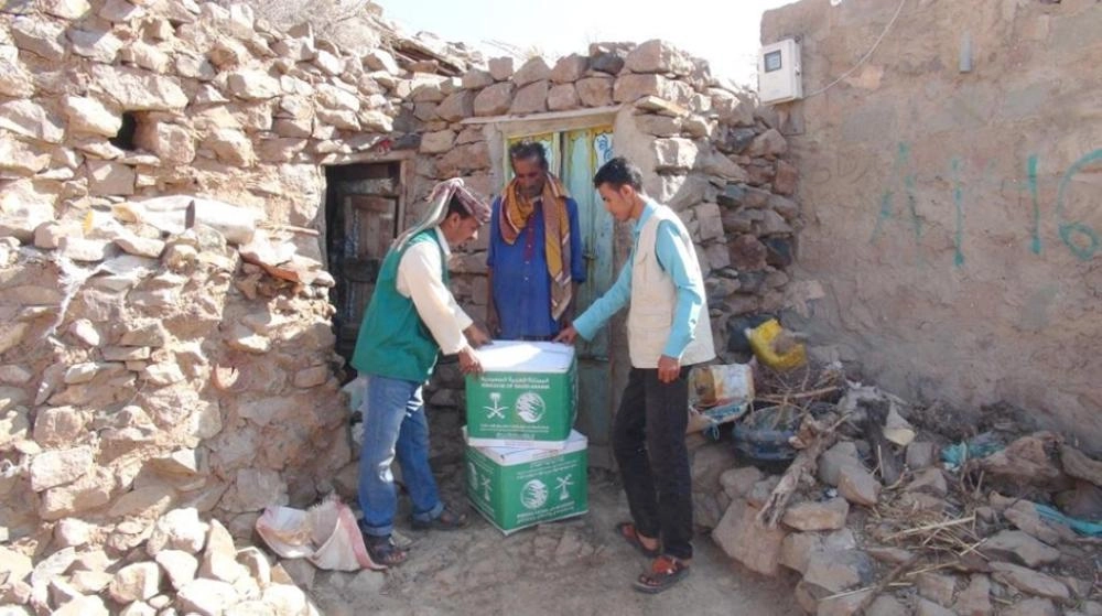 توزيع المساعدات الايوائية في اليمن (واس)(