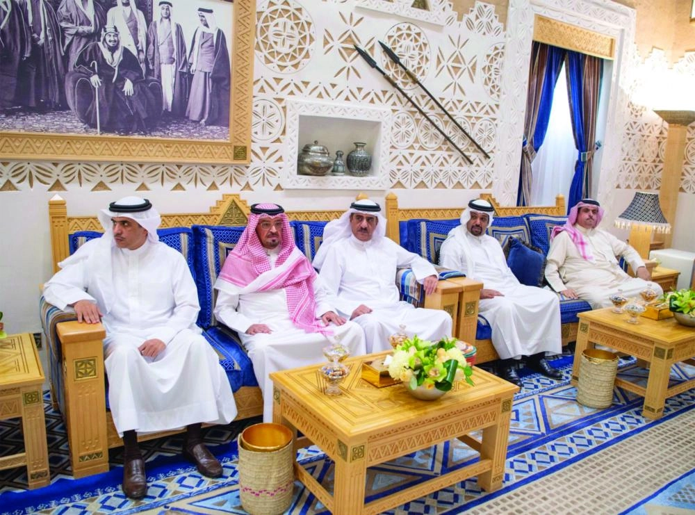 DST_4598423_Sat17_1128834509