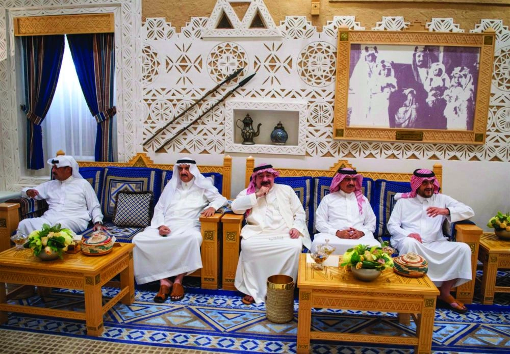 DST_4598419_Sat15_1128209589