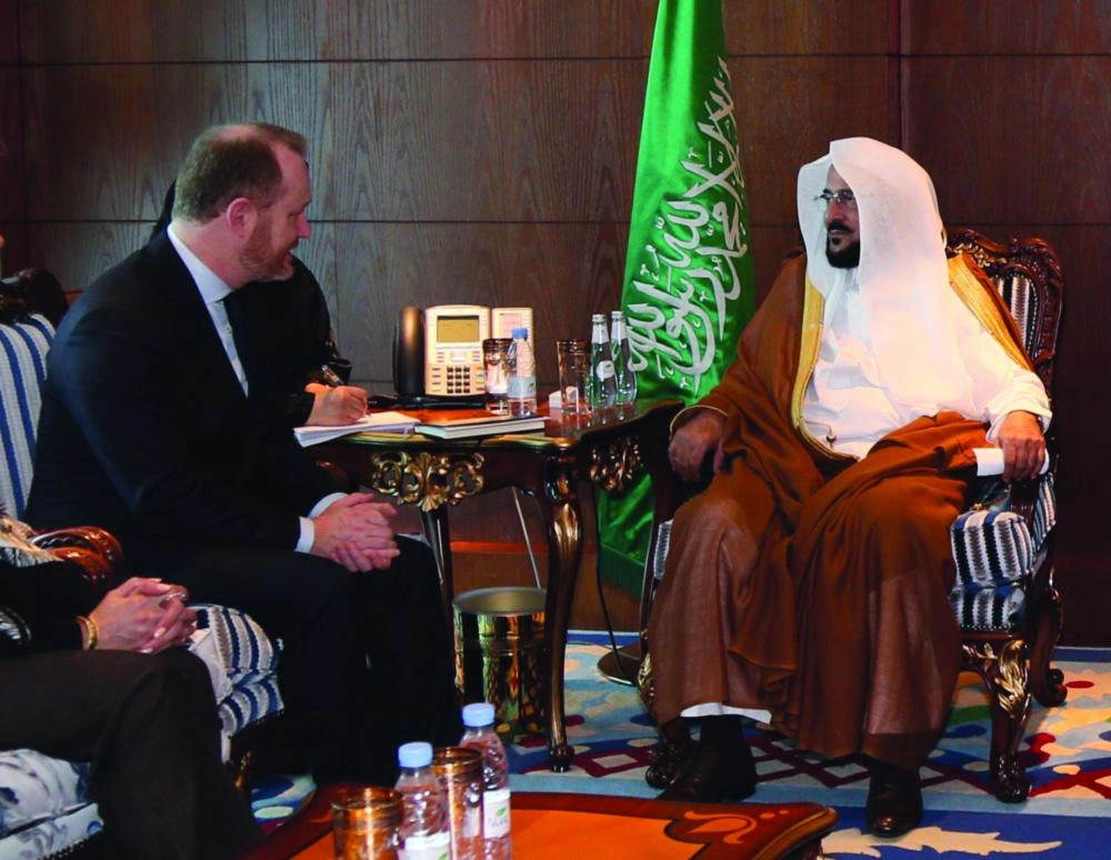 DST_4617977_Wed11_1123446348