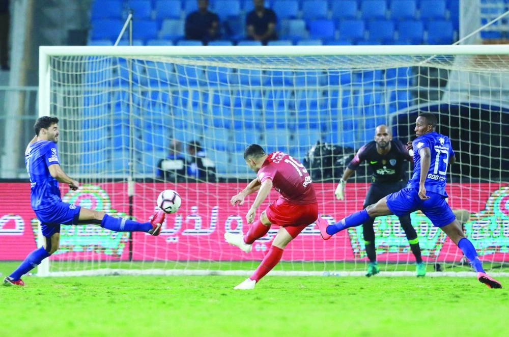 






الاتفاق في لقائه الأخير الذي خسره أمام الهلال                 (مكة)