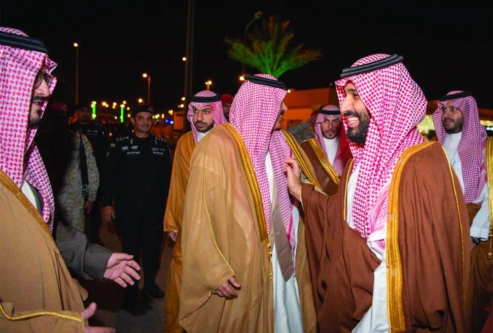 ولي العهد لدى وصوله إلى حائل  