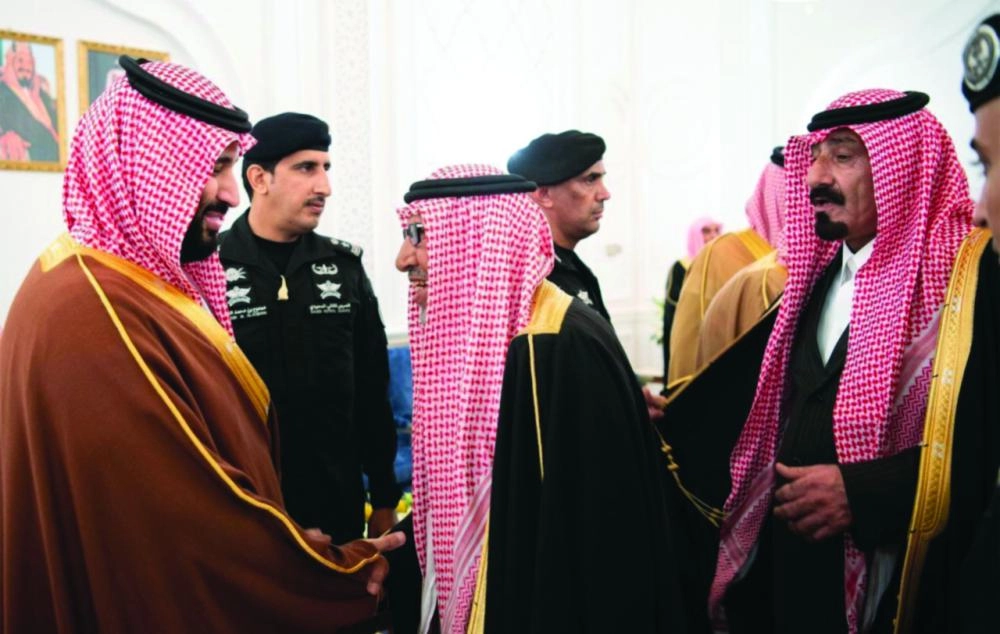 ولي العهد لدى وصوله إلى حائل  