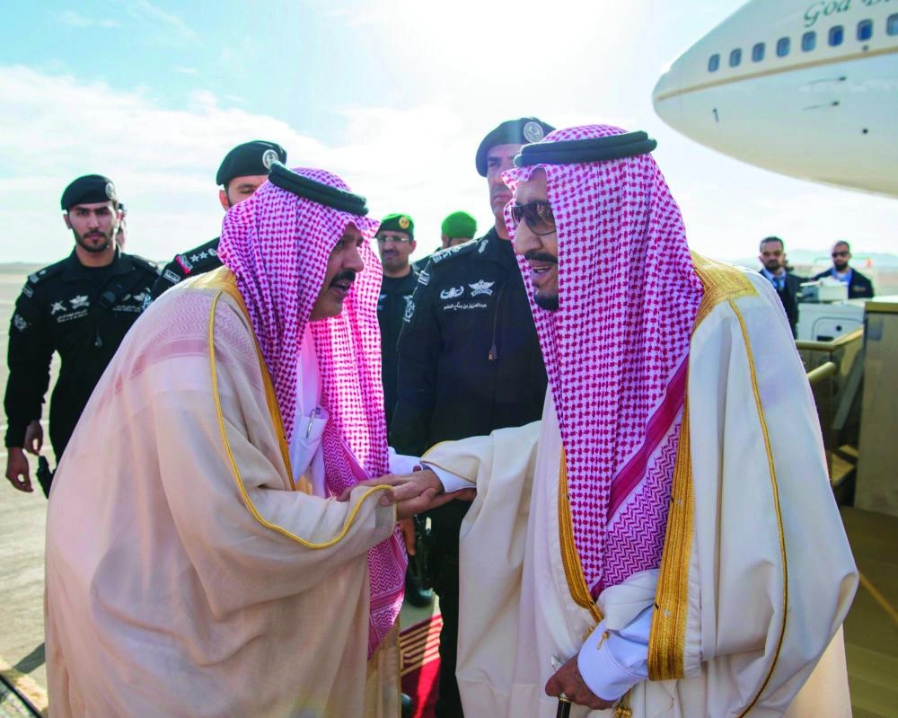 DST_4624727_Thu100_1111116695