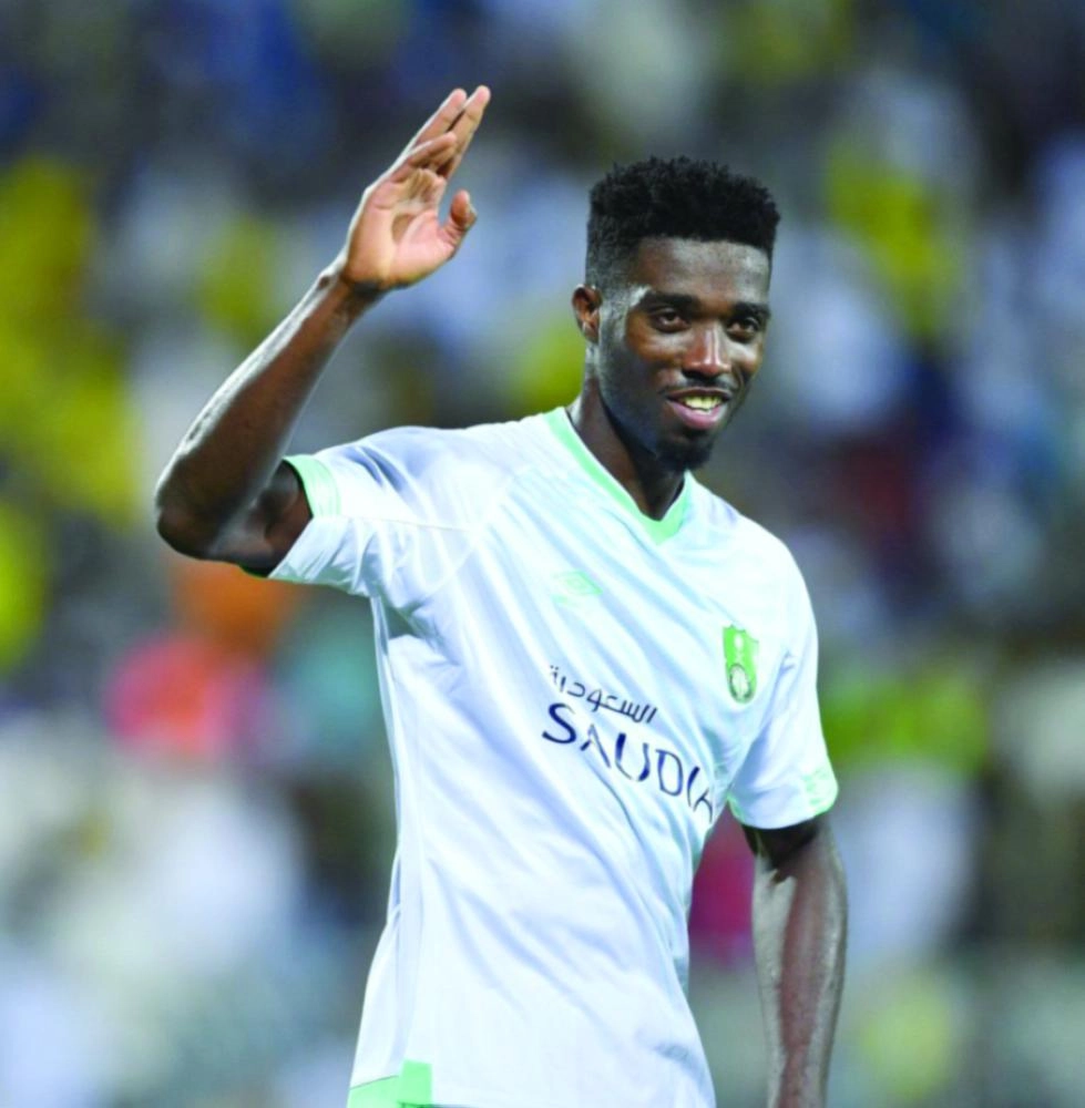 ديجانيني تفاريس (إعلامي الأهلي)