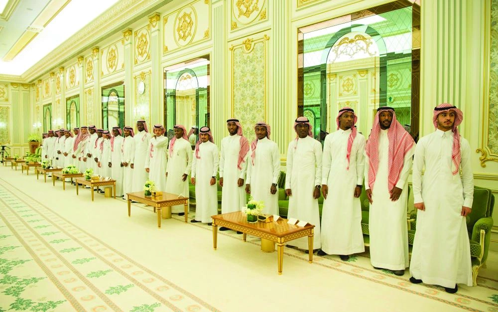 لاعبو منتخب الشباب خلال اللقاء 