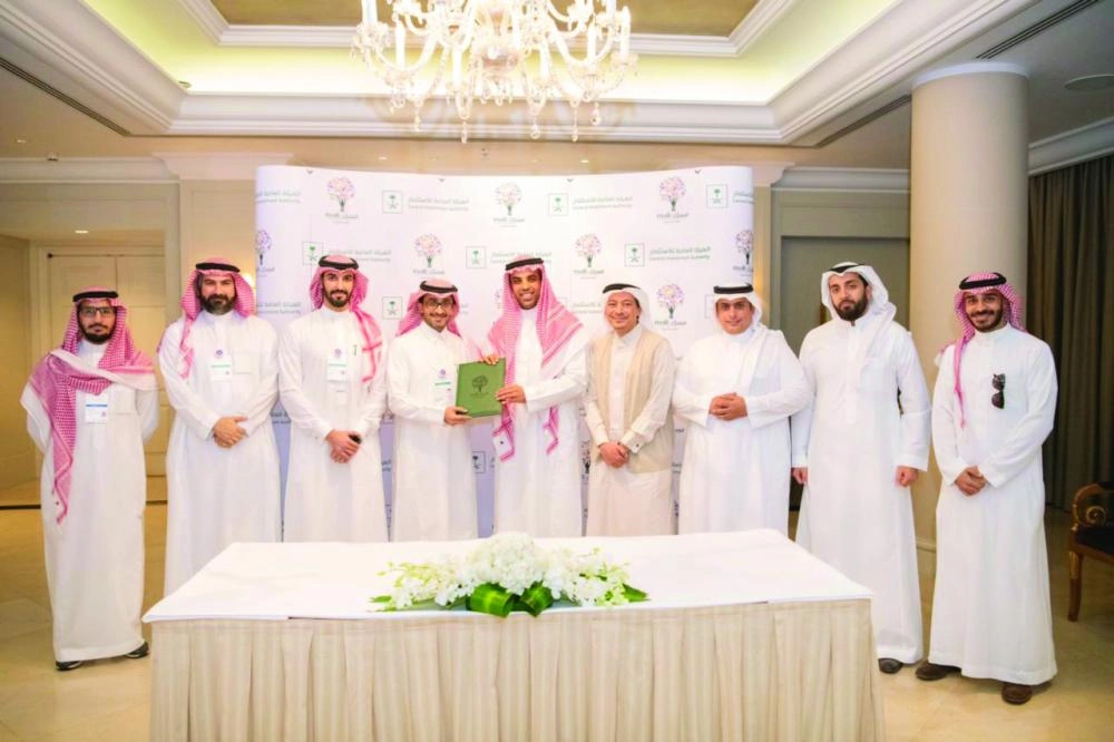 






مسؤولو هيئة الاستثمار ومبادرات مسك بعد توقيع الاتفاقية                                         (مكة)