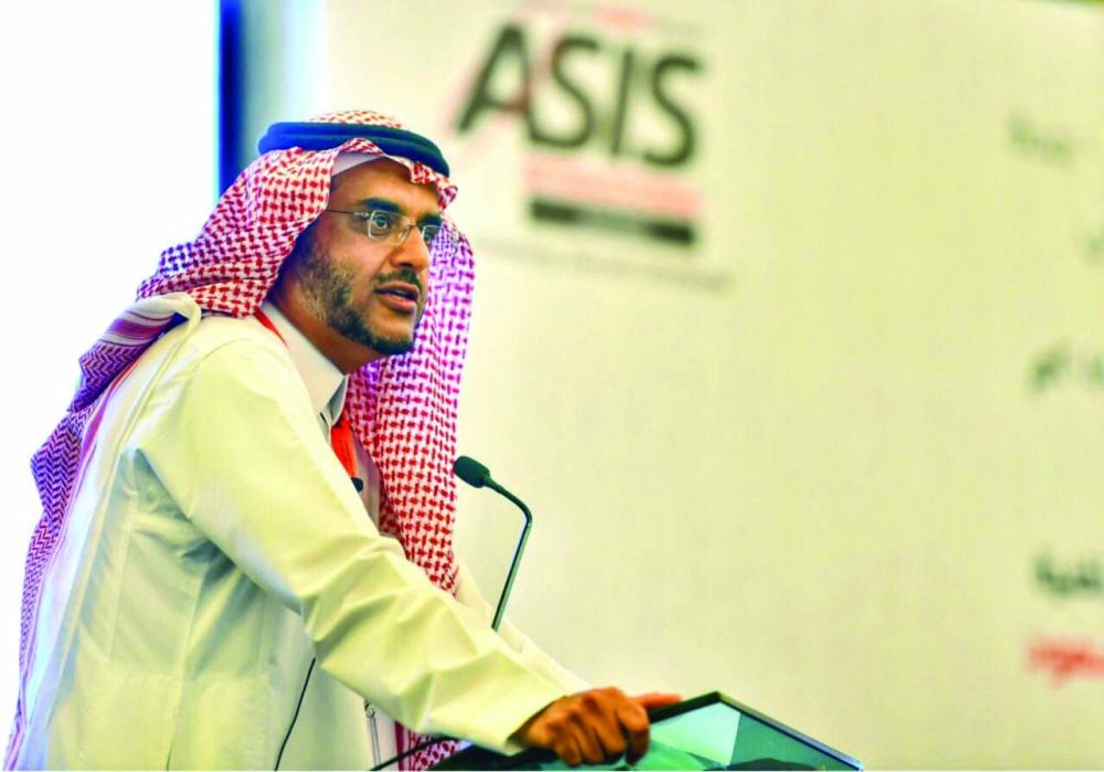 بندر المشاري ملقيا كلمة الداخلية (مكة)