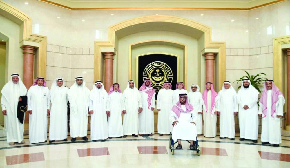 جماعية بعد التوقيع                                                                  (واس)