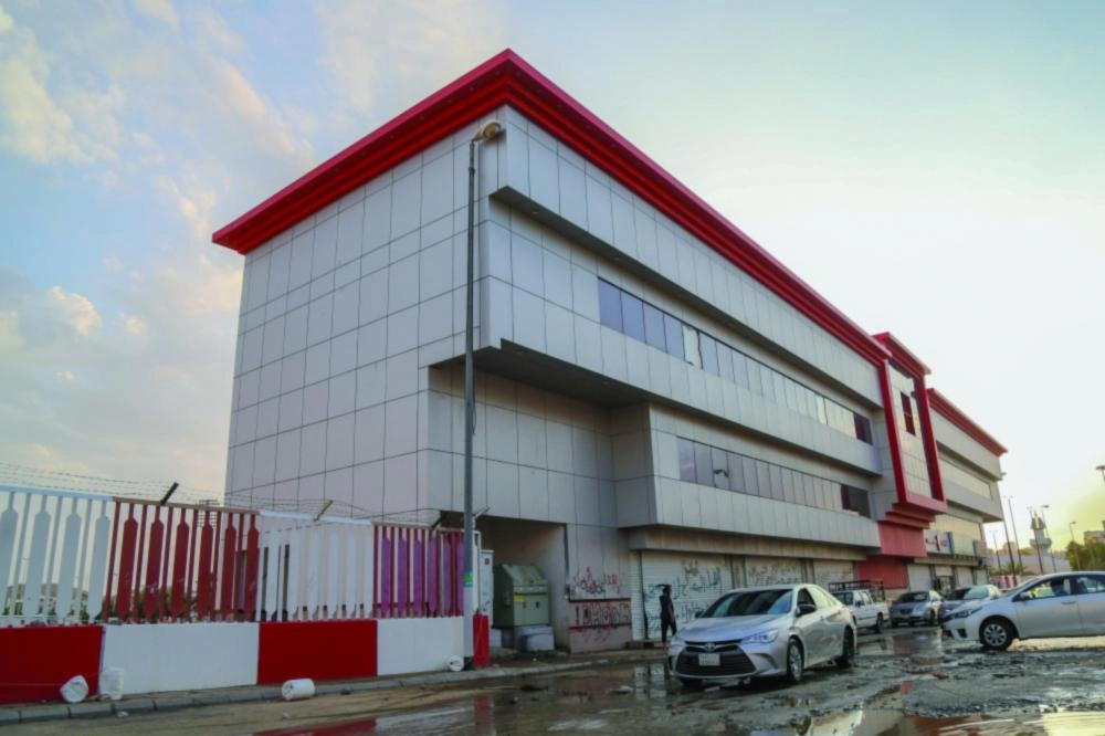 المجمع التجاري بنادي الوحدة                                                                                             (ياسر بخش)