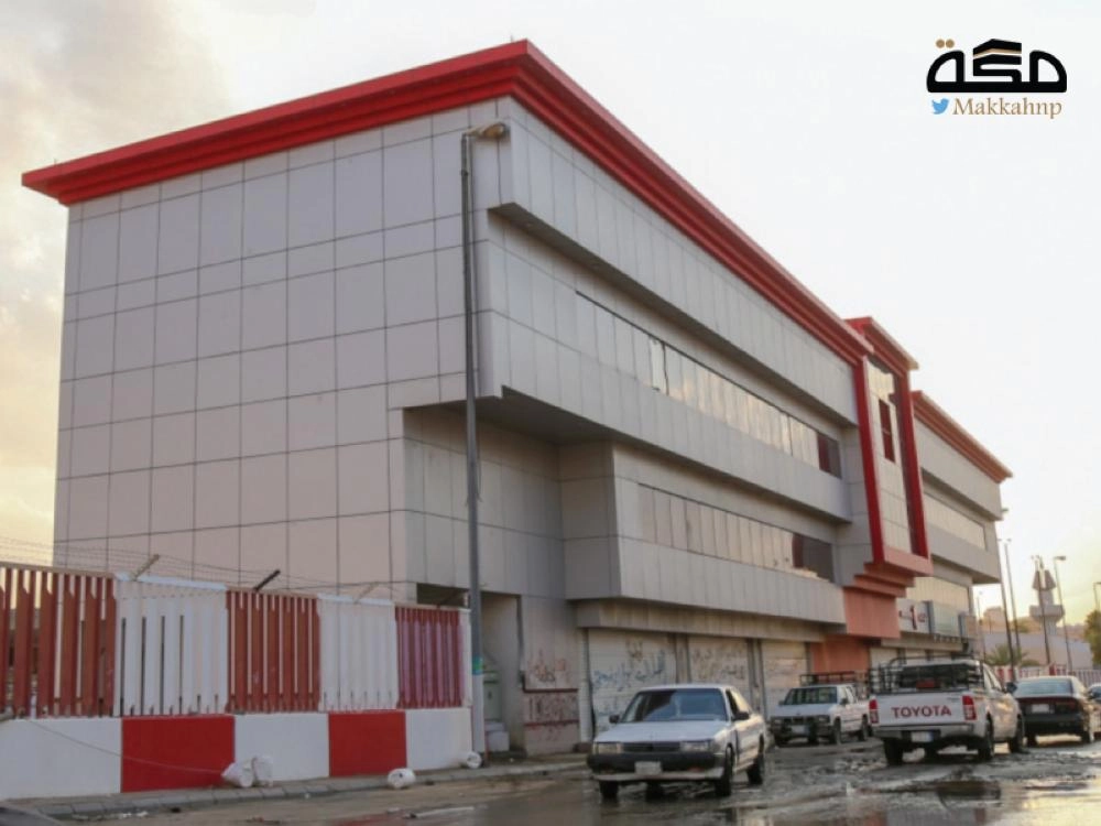 المجمع التجاري بنادي الوحدة                                                                                             (ياسر بخش)