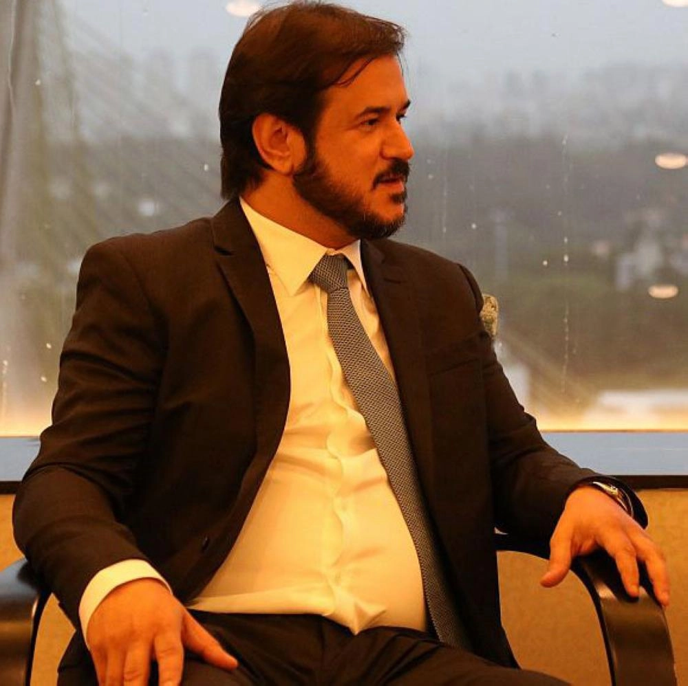 000-6452266231543048258524