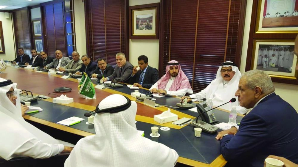 عبدالله دحلان في اجتماع مع إبراهيم محلب  (مكة)