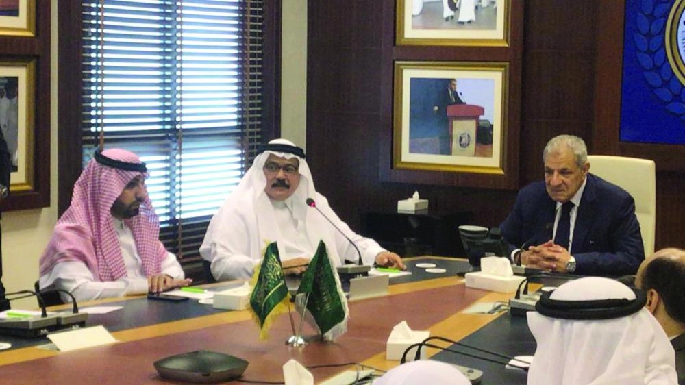 






عبدالله دحلان في اجتماع مع إبراهيم محلب