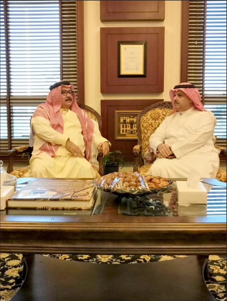 






عبدالله دحلان خلال استقباله موفق النويصر                       (مكة)