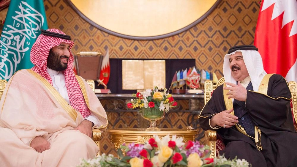 ولي العهد وملك البحرين خلال مباحثاتهما