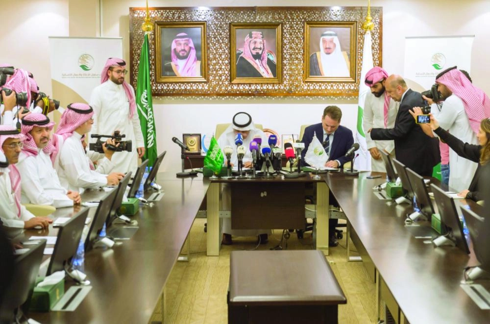 DST_4725006_Wed2_1123944685