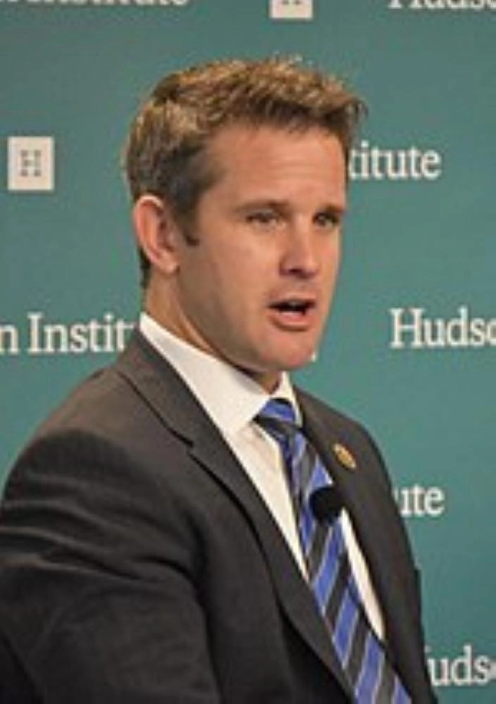 آدم كينزينغر