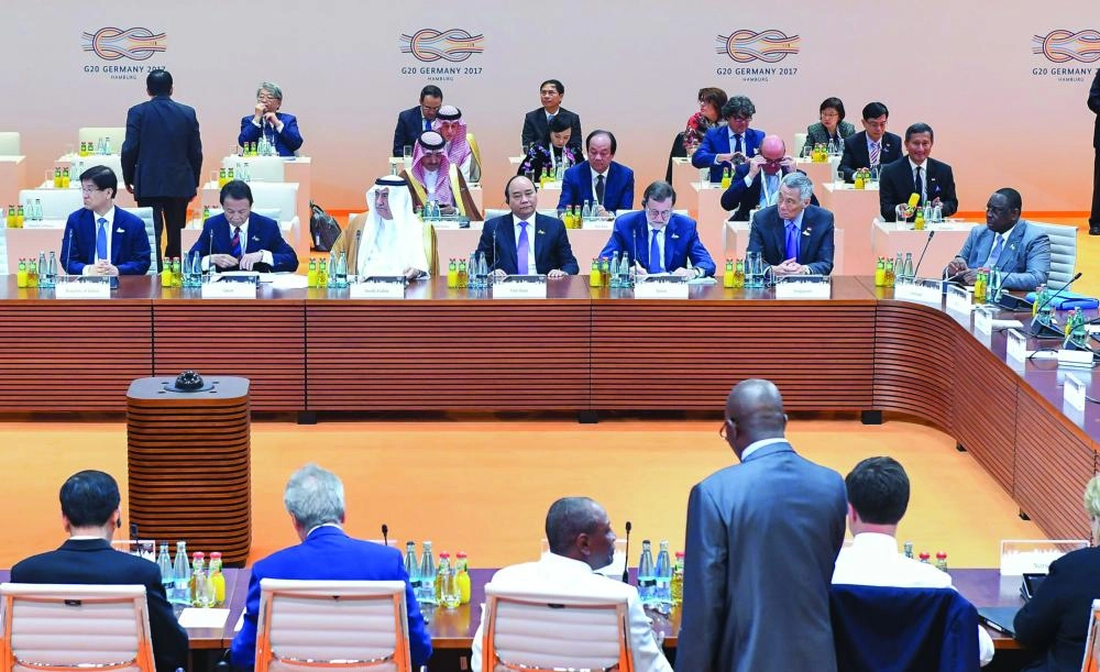 






من جلسات العشرين