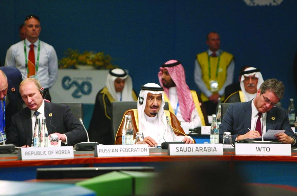 






الملك سلمان بن عبدالعزيز بين قادة دول العشرين                                                              (واس)