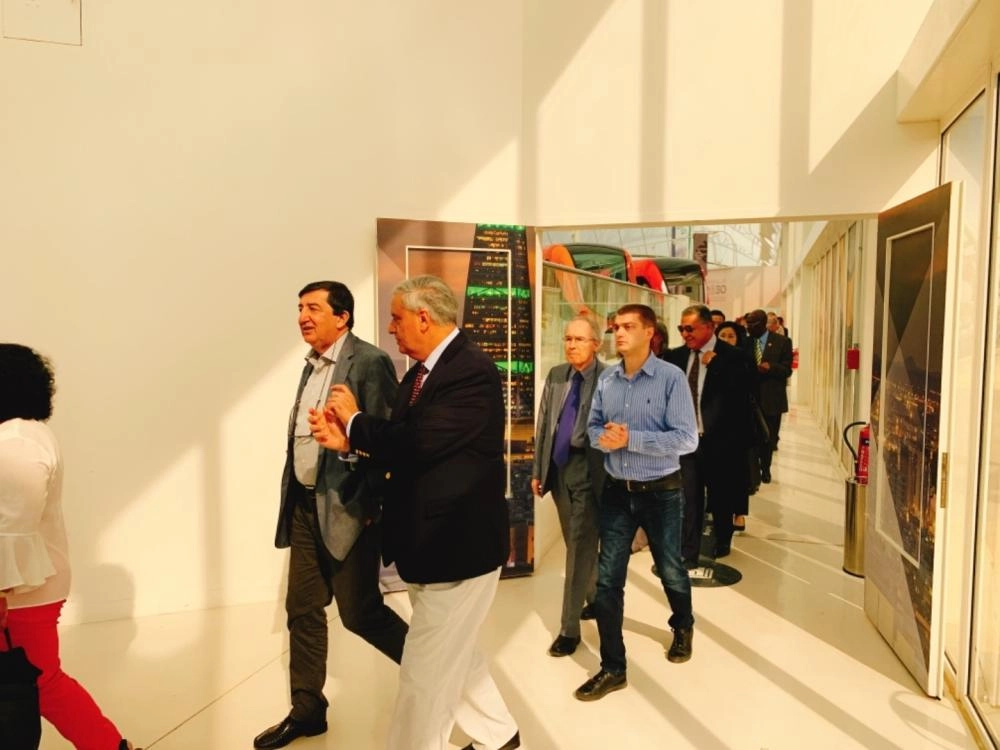 1430102657F423FBA0-956C-491B-8DFF-DDBB28EFEDBB